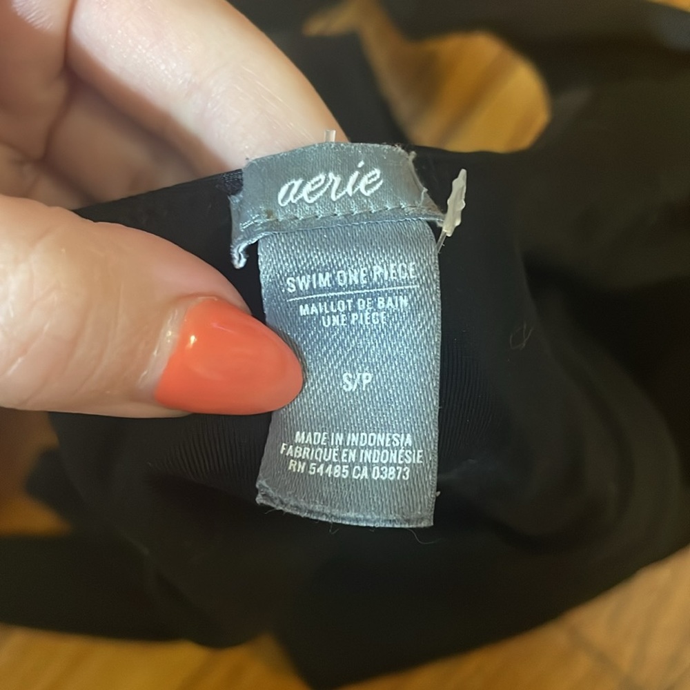 Aerie black low cut one piece swimsuit - Picture 5 of 5
